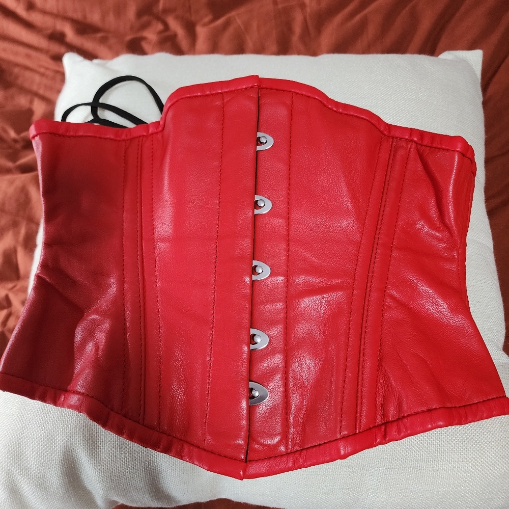 Orchard Corset CS219 Lipstick Red